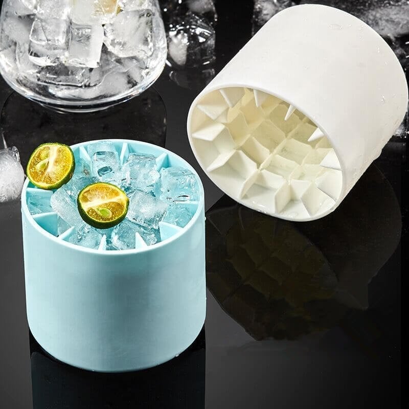 Chill Cube Ice Maker Cup 🥶